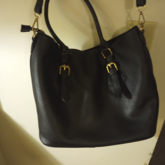 Everything together - Picture 2 of 3